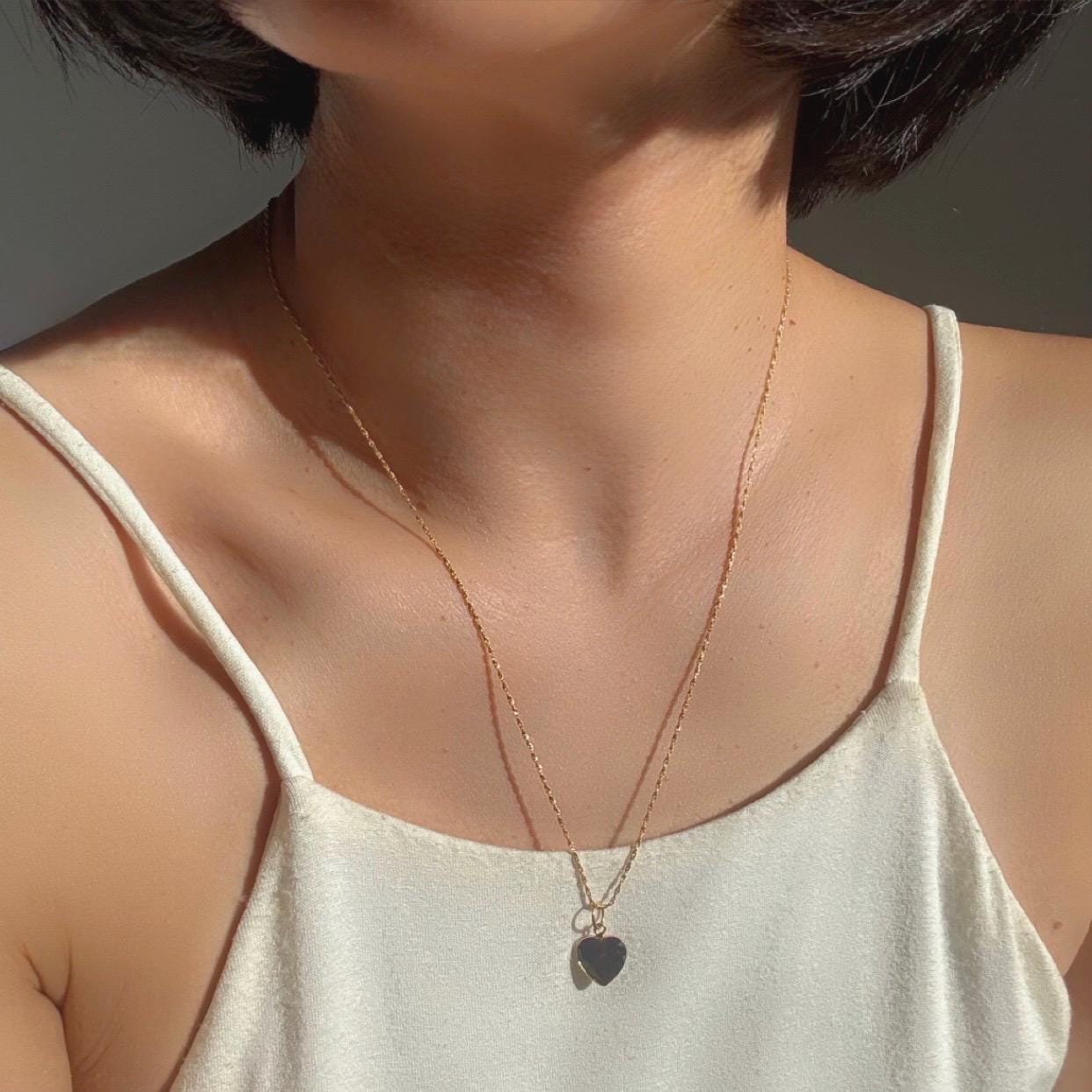 Solid 18K Gold Lori Garnet Necklace – Dainty Genuine Gemstone Pendant January Birthstone