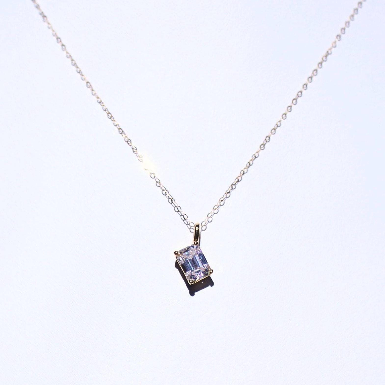 18K Gold 1 Ct Moissanite Chloe Necklace – Elegant Solitaire Pendant