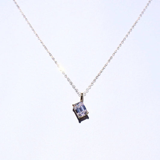 18K Gold 1 Ct Moissanite Chloe Necklace – Elegant Solitaire Pendant