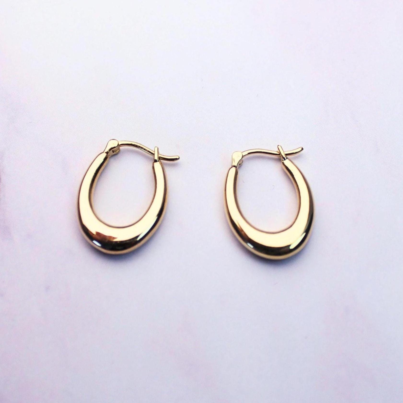 18K Solid Gold Petite Eva Hoop Earrings – Everyday Luxury