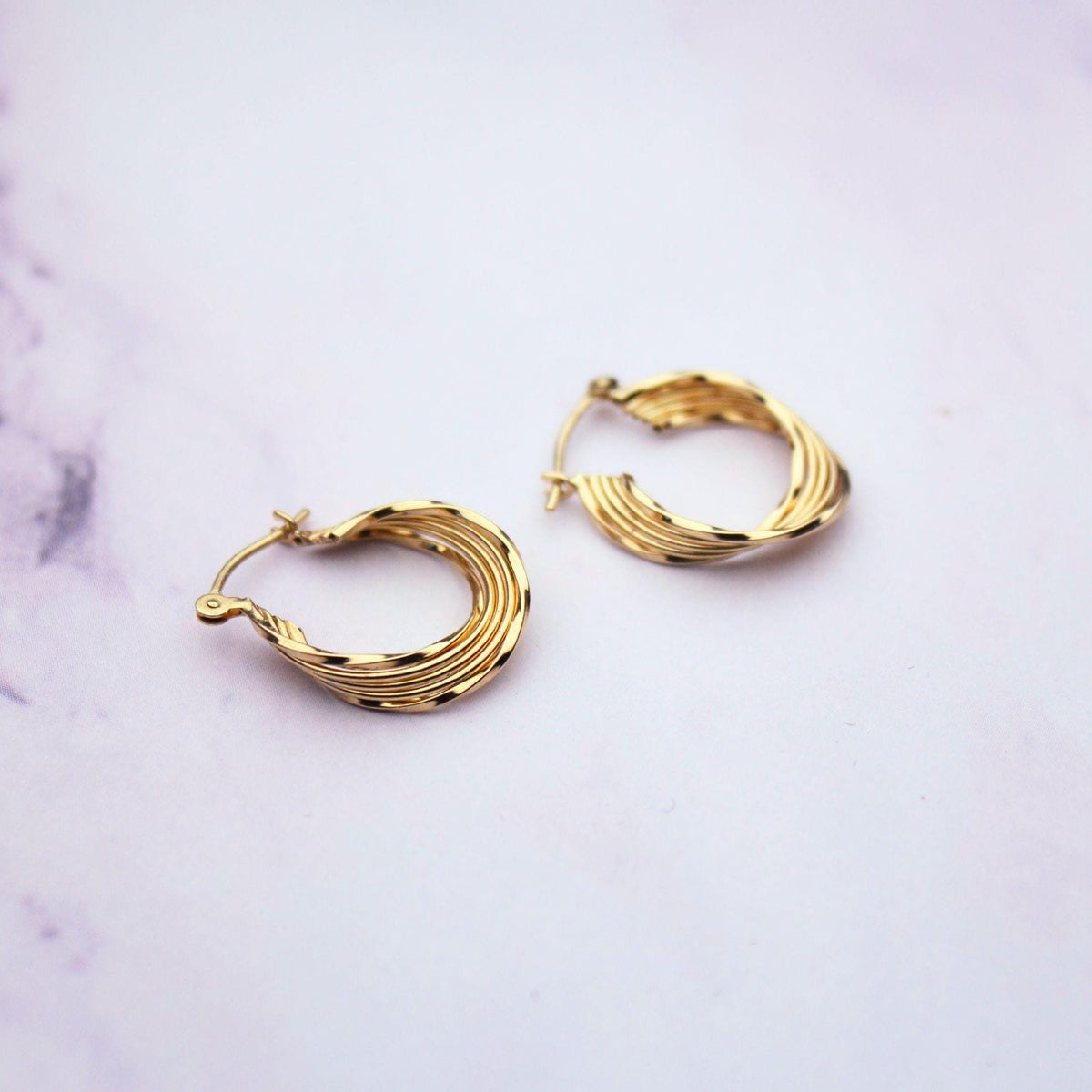Vintage 10K Solid Gold Petite Ribbed Hoop Earrings