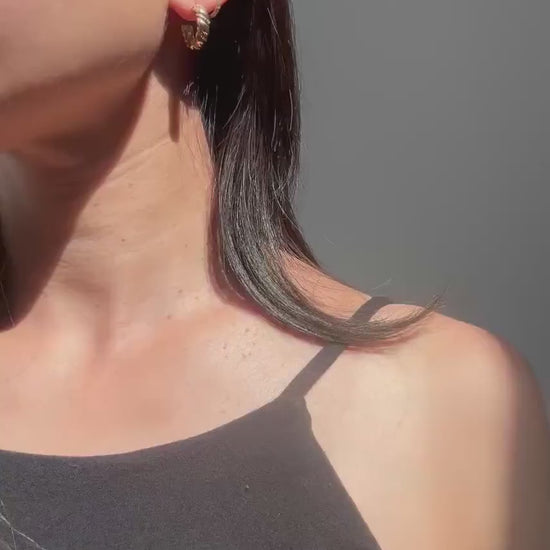 14k Solid Gold Rope Twist Huggie Hoops: Fine Vintage Jewelry