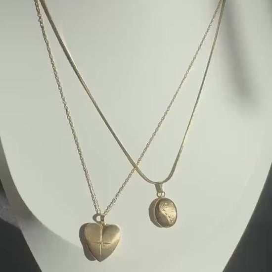 14K Solid Gold Mini Floral Locket Necklace – Vintage Style Keepsake Pendant