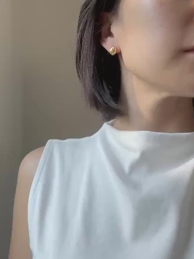 Modern 18k Gold Plated Sterling Silver Dome Vivian Stud Earrings