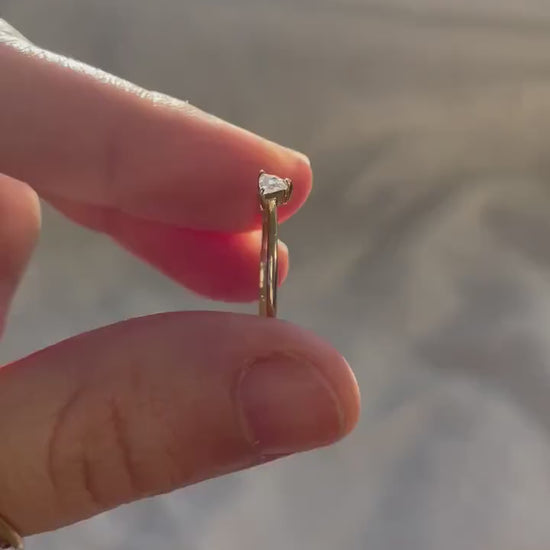 Genuine triangle cut diamond ring with 18k gold band stackable ring precious fine jewelry