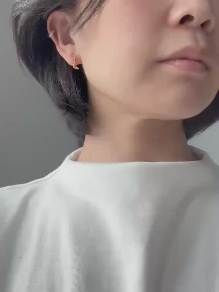 18K Gold Plated Sterling Silver Huggie Kaia Earrings – Modern Minimalist Hoops