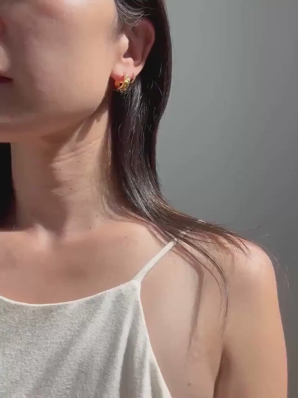 18K Solid Gold Geometric Huggie Eleanor Hoop Earrings: Chunky Textured Mini Hoops